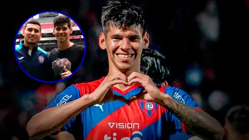 Robert Morales es gran amigo de Juan Escobar y ya se puso la playera de Cruz Azul.
