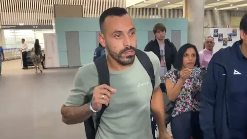 Moisés Vieira arribó a México para firmar con Cruz Azul.
