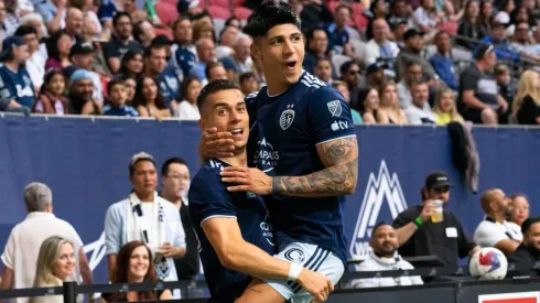 Alan Pulido firmó el que sería su último doblete con el Sporting KC.
