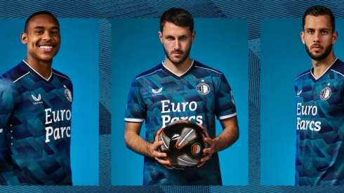 Santi Giménez presentó la nueva equipación del Feyenoord
