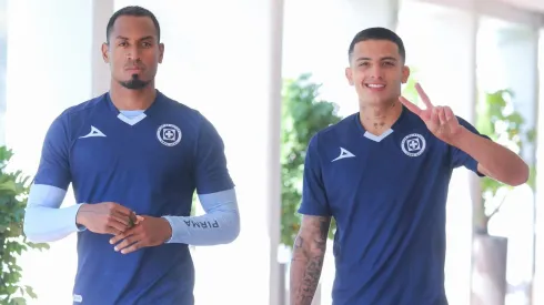 Ditta y Castaño, dos de los extranjeros en Cruz Azul.
