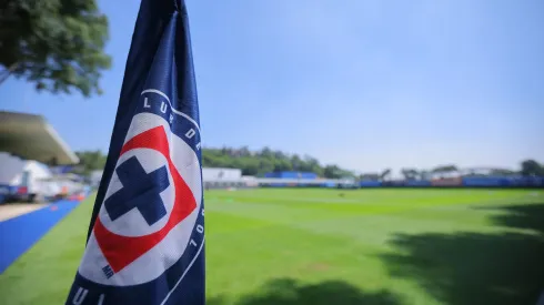 Cruz Azul vive las últimas horas del mercado de pases.
