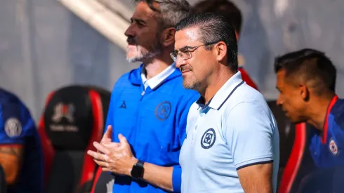 Joaquín Moreno, DT de Cruz Azul.
