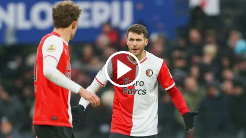 Santi Giménez marcó para el Feyenoord ante PSV.
