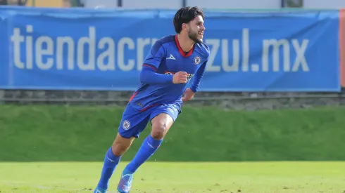 El futbolista de los cementeros le dio la victoria al equipo con una frivolidad de la que solo presumen los grandes jugadores.
