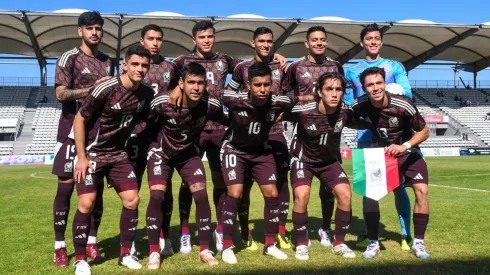 Rodrigo Huescas disputa el Torneo Maurice Revello con el Tri.
