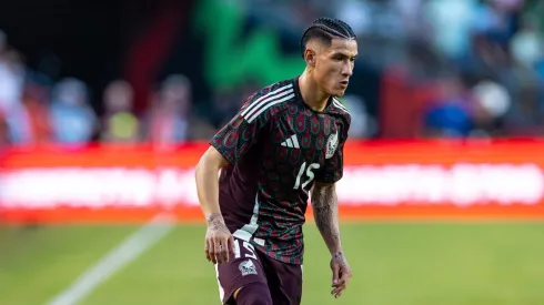 El internacional mexicano genera interés en clubes europeos, sin embargo, hay una razón de peso para no dejarle marchar.
