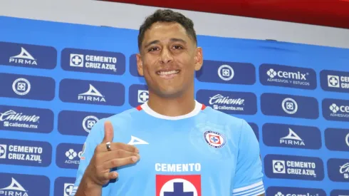 Luis Romo regresó a Cruz Azul y mostró su lado B
