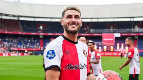 El canterano de Cruz Azul quiere sellar su salida del Feyenoord antes de que inicie la nueva temporada.
