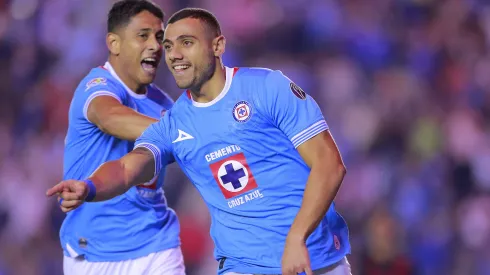 Romo y Giakoumakis han sido de los mejores hombres de Cruz Azul.
