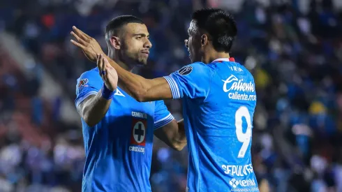 Giakoumakis y Sepúlveda, las dos cartas goleadoras de Cruz Azul.
