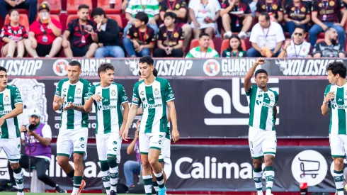 Antony Lozano buscará amargar a Cruz Azul con Santos Laguna.
