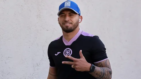 Juan Escobar tendría que reportar con Cruz Azul en enero.
