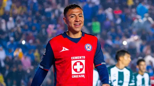 Montaño anotó un verdadero golazo en La Noria.
