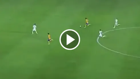 Uriel Antuna se perdió un ataque claro para Tigres vs. Cruz Azul.
