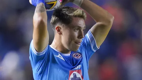 Rodrigo Huescas se rindió ante una leyenda de Cruz Azul.
