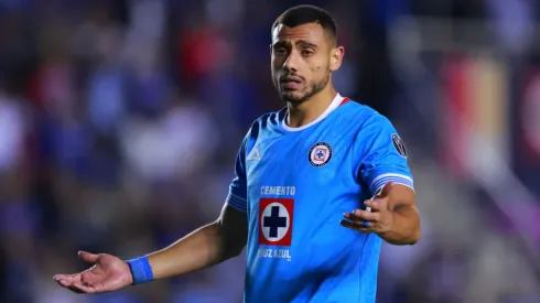 El delantero griego tendría los días contados en Cruz Azul.
