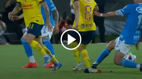 Así fue la jugada que terminó en la roja a Nacho.
