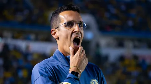 El auxiliar del entrenador brasileño compareció ante los medios de comunicación y analizó la victoria de los suyos.
