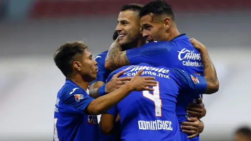 Un ex cementero recordó su paso en el aniversario 98 del club.
