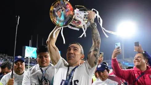 El uruguayo hizo mención a los rumores que marcan su salida.
