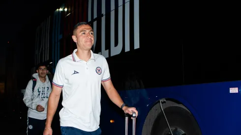 El mediocampista mexicano se perderá esta temporada después de romperse el ligamento cruzado de una de sus rodillas.
