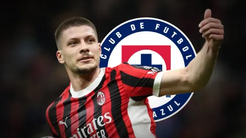 Todo Cruz Azul sigue aguardando por la llegada del delantero serbio.
