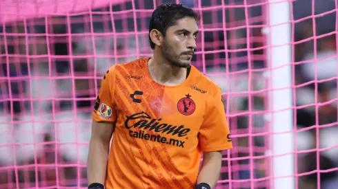 El portero parece que sigue bien vigente pese a su avanzada edad para el futbol.
