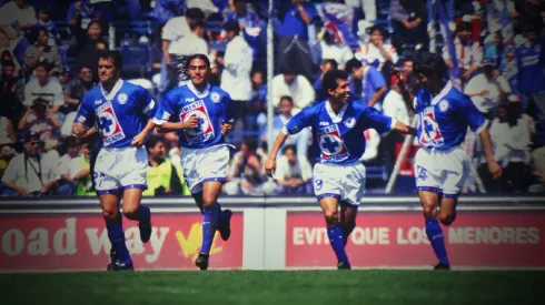 Cruz Azul cerró 1997 con el doblete: campeón del Torneo de Invierno y la Concachampions.
