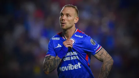 Rodolfo Rotondi hizo frente a las críticas de algunos sectores de la afición de Cruz Azul.
