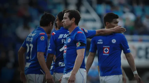 Supo ser campéon en 2013, pero se marchó con polémica de Cruz Azul hacia Argentina.
