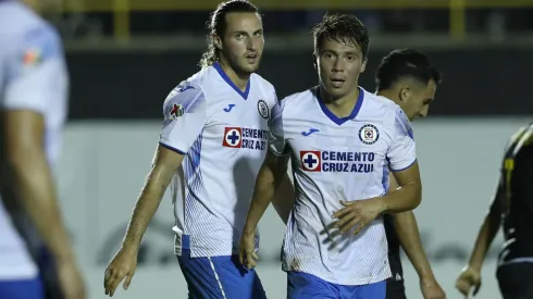 Los ex cementeros ahora son compañeros en la Selección Mexicana.
