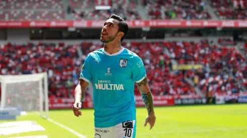 Toluca vs Queretaro – TOLUCA, MEXICO – OCTUBRE 28: Edson Puch del Queretaro sal expulsado durante el juego de la jornada 14 del Torneo Apertura 2018 de la Copa MX en el Estadio Nemesio Diez el 28 de octubre de 2018 en Toluca, Mexico. (Foto: Angel Castillo/JAM MEDIA)
