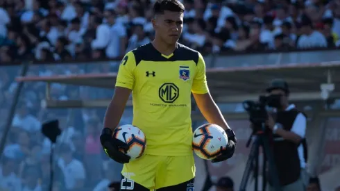 Juvenil de 16 años será el tercer arquero de Colo Colo