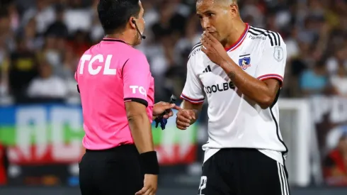 Cristián Basaure le toma una foto a Colo Colo
