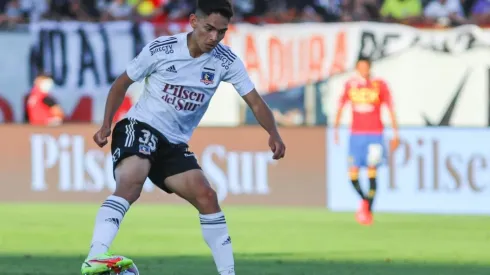 Colo Colo sigue negociando con Joan Cruz
