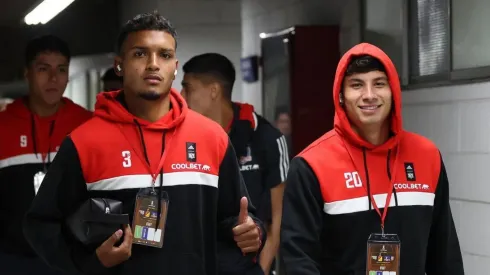 Colo Colo prepara una formación inédita para enfrentar a Santiago City.
