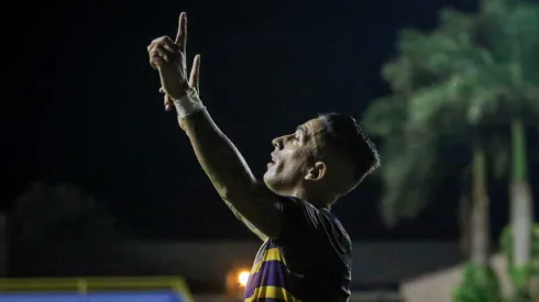 Lucas Barrios se hincha de goles en Paraguay
