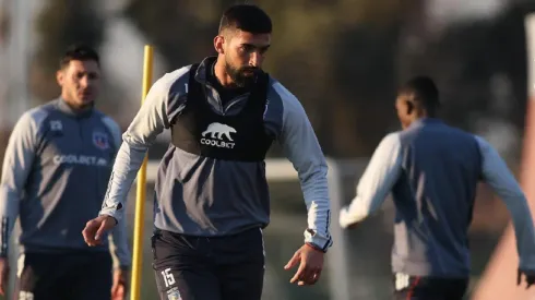 Emiliano Amor entrena a la par de sus compañeros en la intertemporada.
