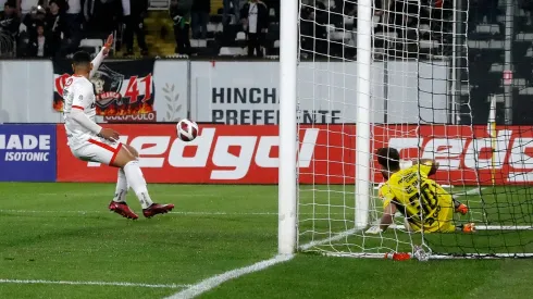 El partido de Colo Colo ante Unión La Calera partió con una gran polémica.
