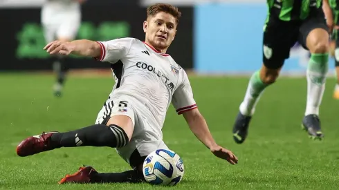 Leonardo Gil en Colo Colo. Crédito: Colo Colo.
