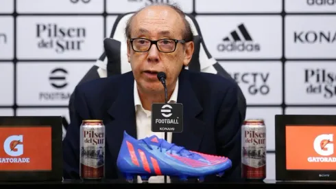 Respaldan a Gustavo Quinteros. Créditos: Colo Colo.
