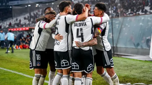 Dos albos se acercan a renovar con Colo Colo.
