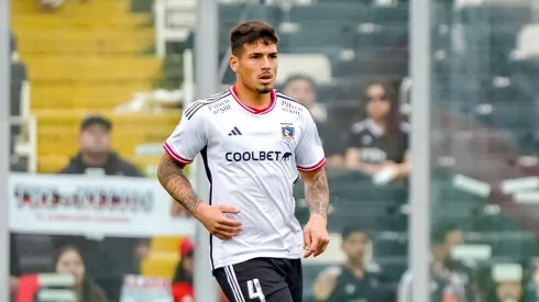 Alan Saldivia comienza a sacar la voz en Colo Colo.
