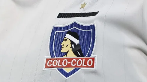 Insignia de Colo Colo es reconocida por revista inglesa.
