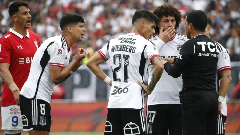 Colo Colo superó a la UC en el Monumental.
