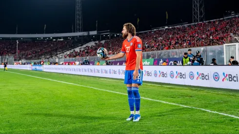 El diálogo de Breteton con un hincha albo.
