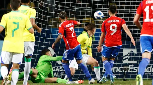 Chile abre la cuenta tras notable jugada de Damián Pizarro