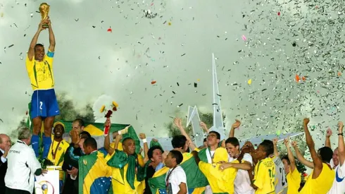 Campeón del mundo con Brasil revela que deseó jugar en Colo Colo
