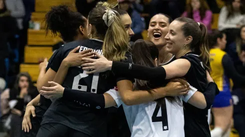 El CSD Colo Colo parte con el pie derecho en el Voleibol